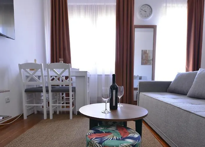 Lux Pegaz 008 Apartman *