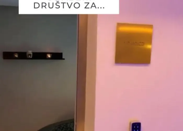 Lux Pegaz 008 شقة *